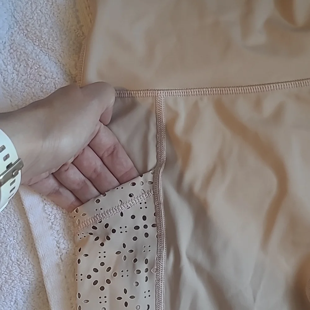 Leggings - Picture 2 of 3